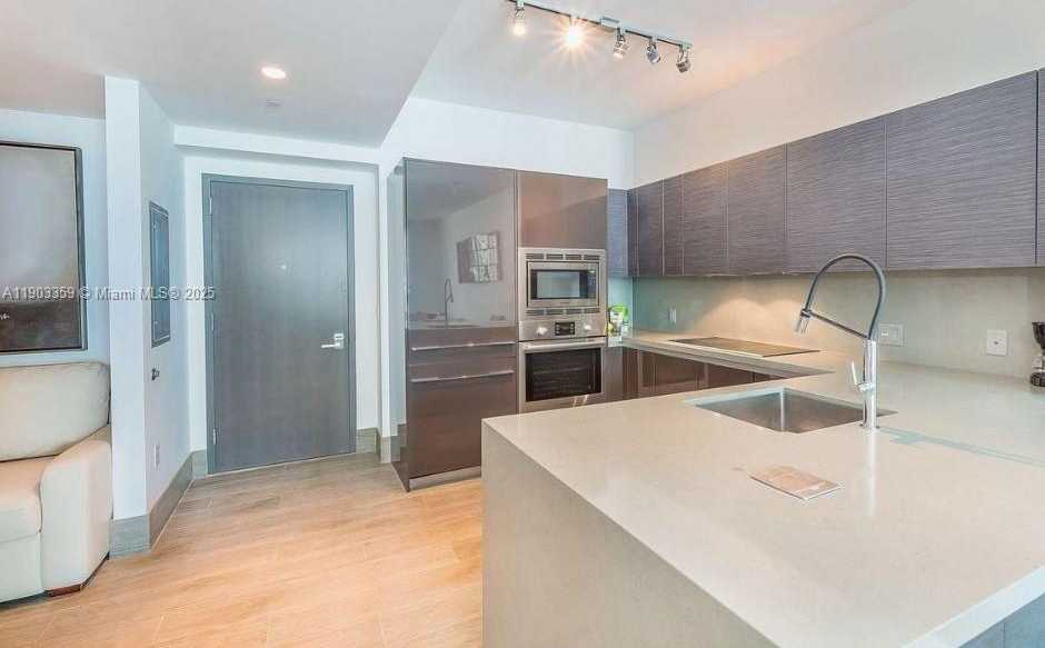 Small Image of 1080 BRICKELL AVE #2007, Miami Number 24