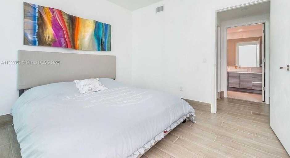 Small Image of 1080 BRICKELL AVE #2007, Miami Number 29