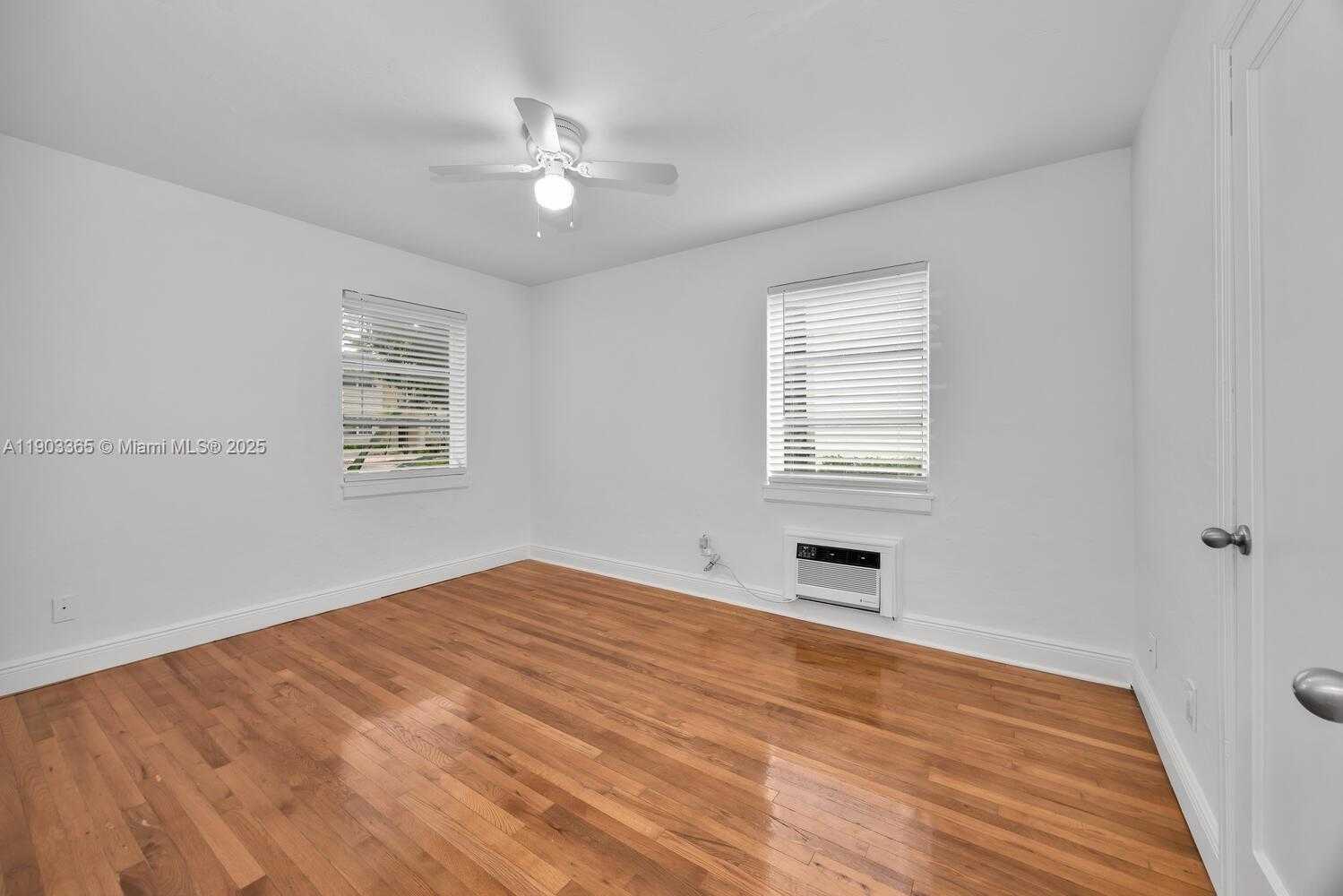 Small Image of 23 PHOENETIA AVE #1, Coral Gables Number 23