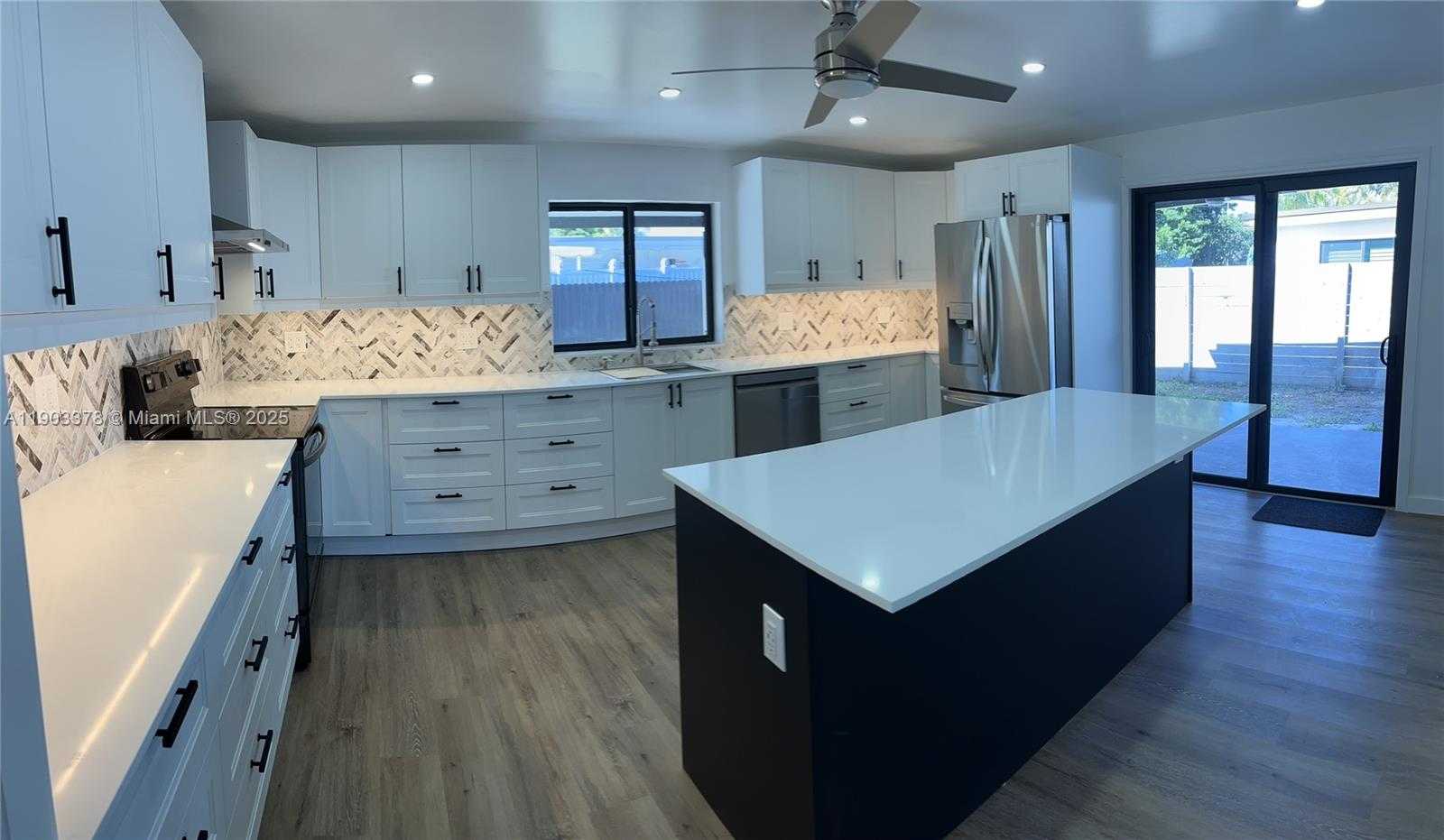 Small Image of 4640 SOUTH WEST 94TH CT, Miami Number 18