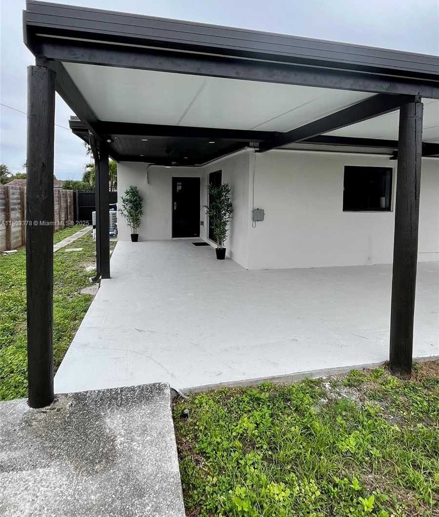 Small Image of 4640 SOUTH WEST 94TH CT, Miami Number 34