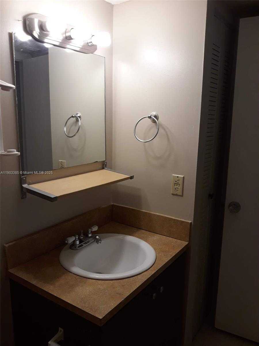 Small Image of 7401 SOUTH WEST 152ND AVE #106-1, Miami Number 5