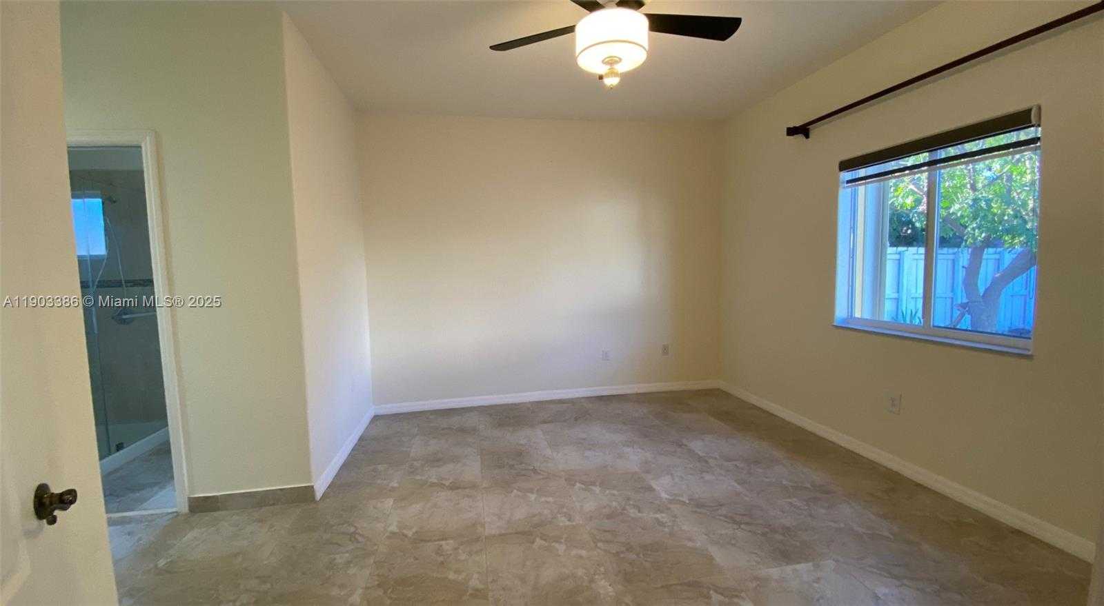 Small Image of 15585 SOUTH WEST 178TH LN #A, Miami Number 5