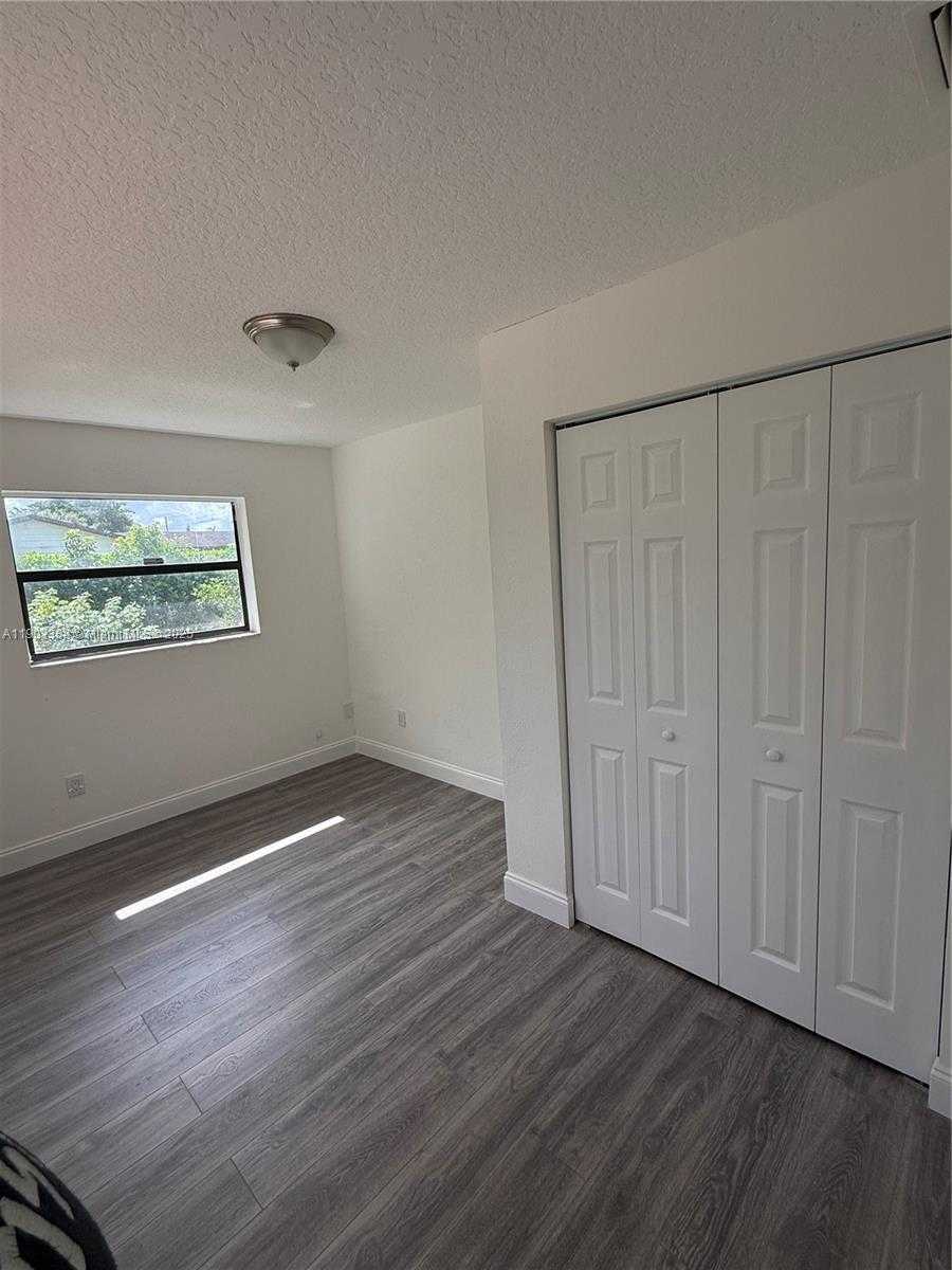 Small Image of 28221 SOUTH WEST 162ND AVE, Homestead Number 14