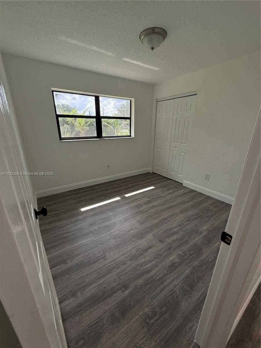 Small Image of 28221 SOUTH WEST 162ND AVE, Homestead Number 15