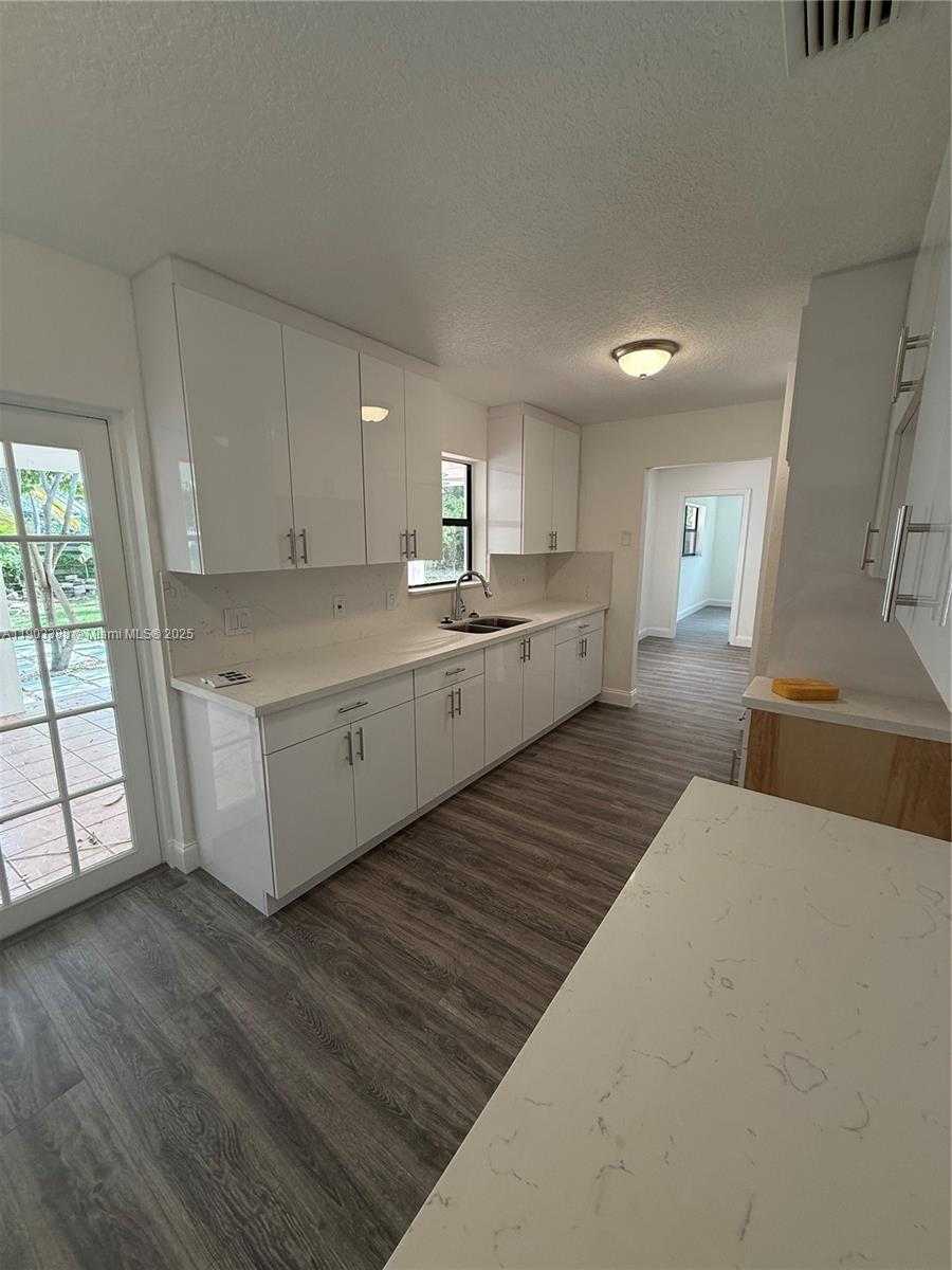 Small Image of 28221 SOUTH WEST 162ND AVE, Homestead Number 6