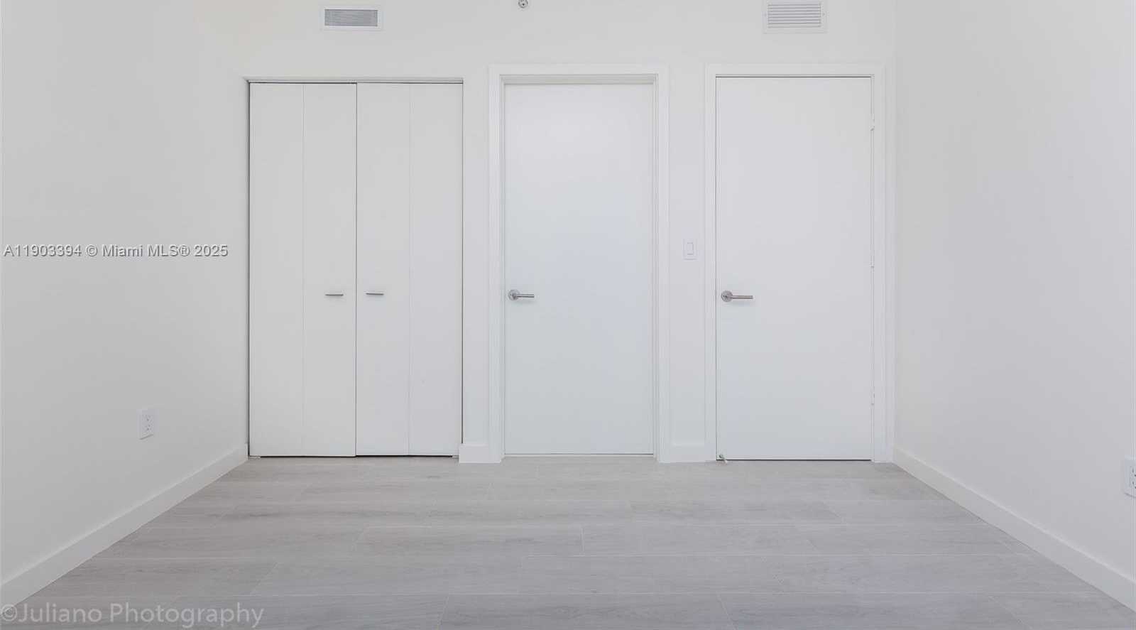 Imagen de Pequeño Objeto