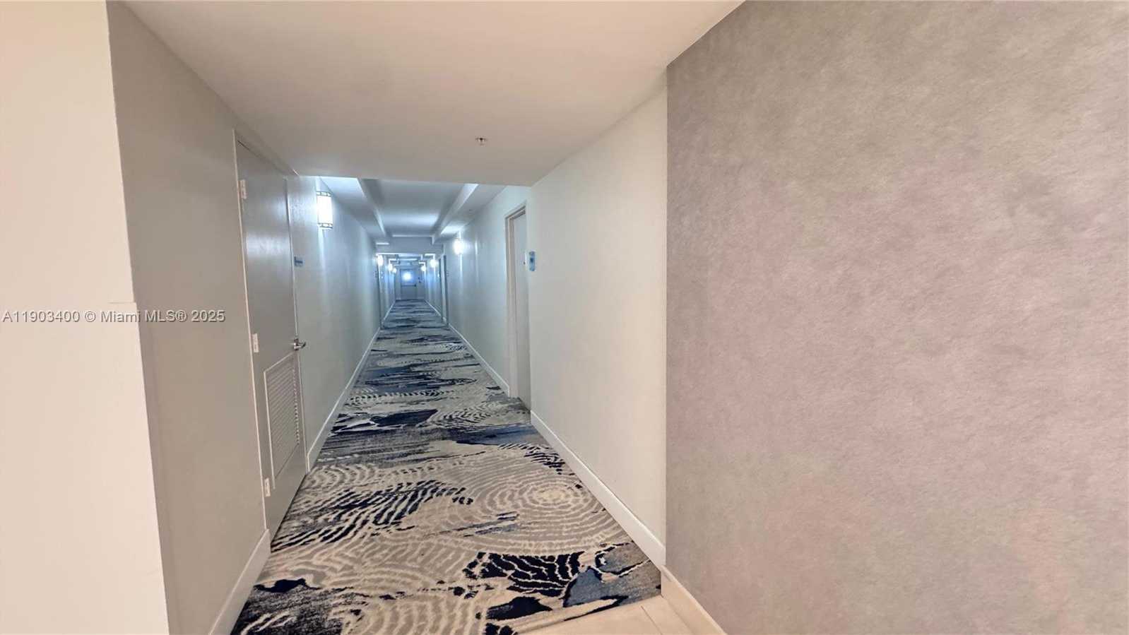 Imagen de Pequeño Objeto