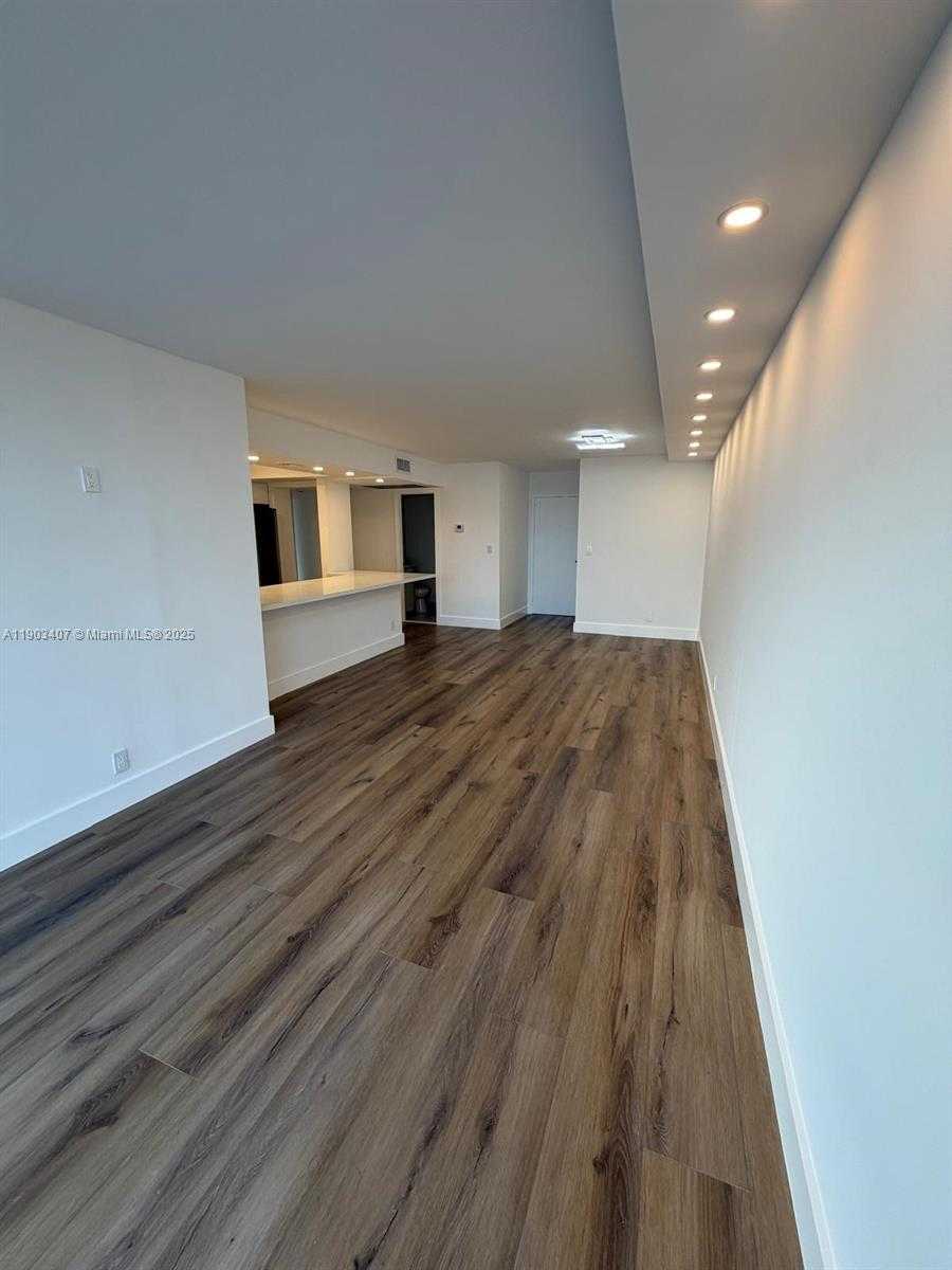 Small Image of 701 THREE ISLANDS BLVD #511, Hallandale Beach Number 24