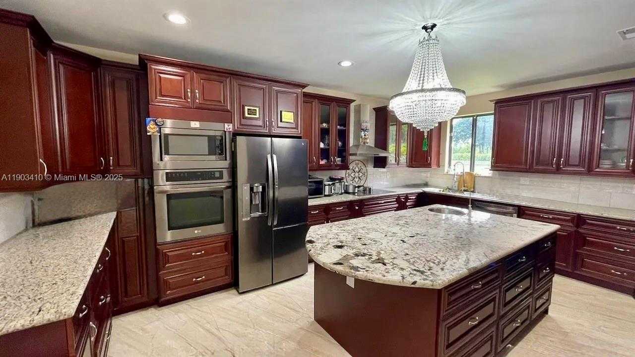 Imagen de Pequeño Objeto