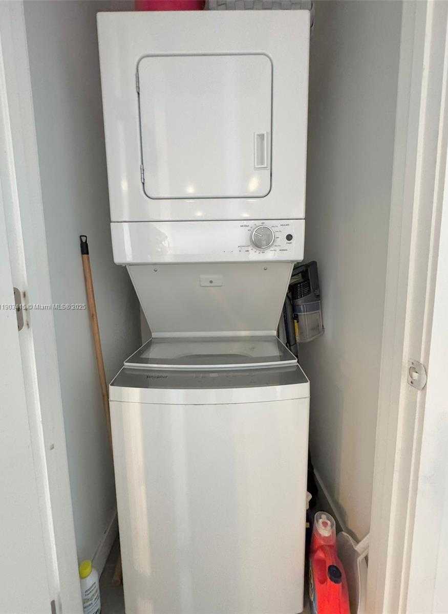 Imagen de Pequeño Objeto