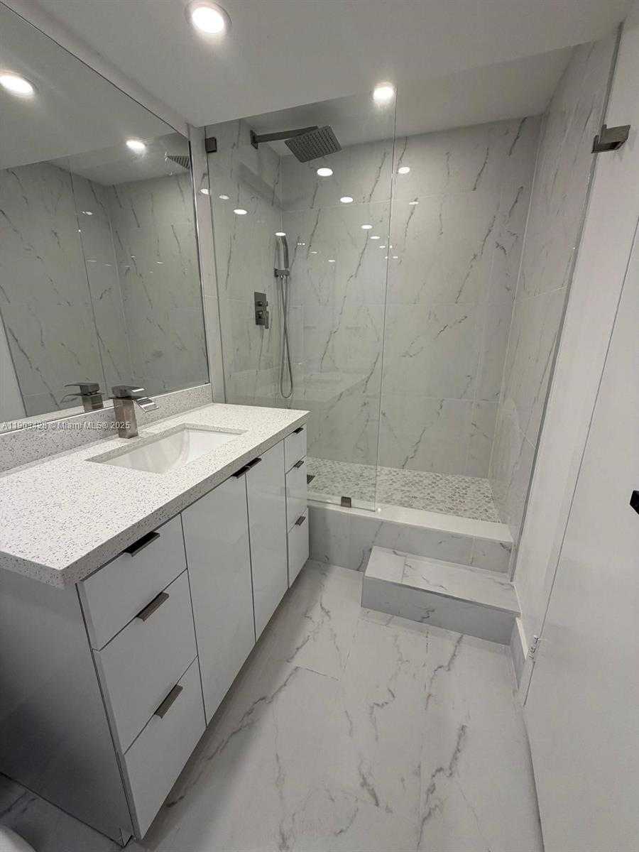 Small Image of 801 THREE ISLANDS BLVD #501, Hallandale Beach Number 11