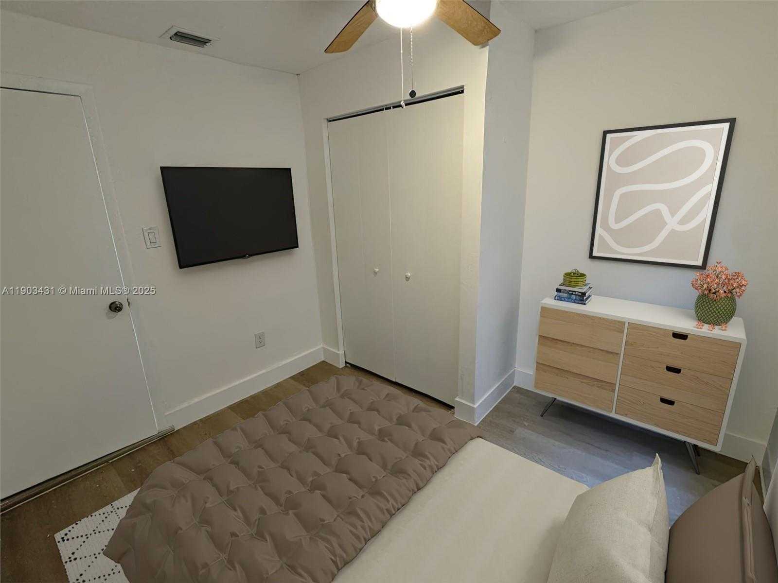 Small Image of 5815 NORTH WEST 18TH AVE #Front, Miami Number 21