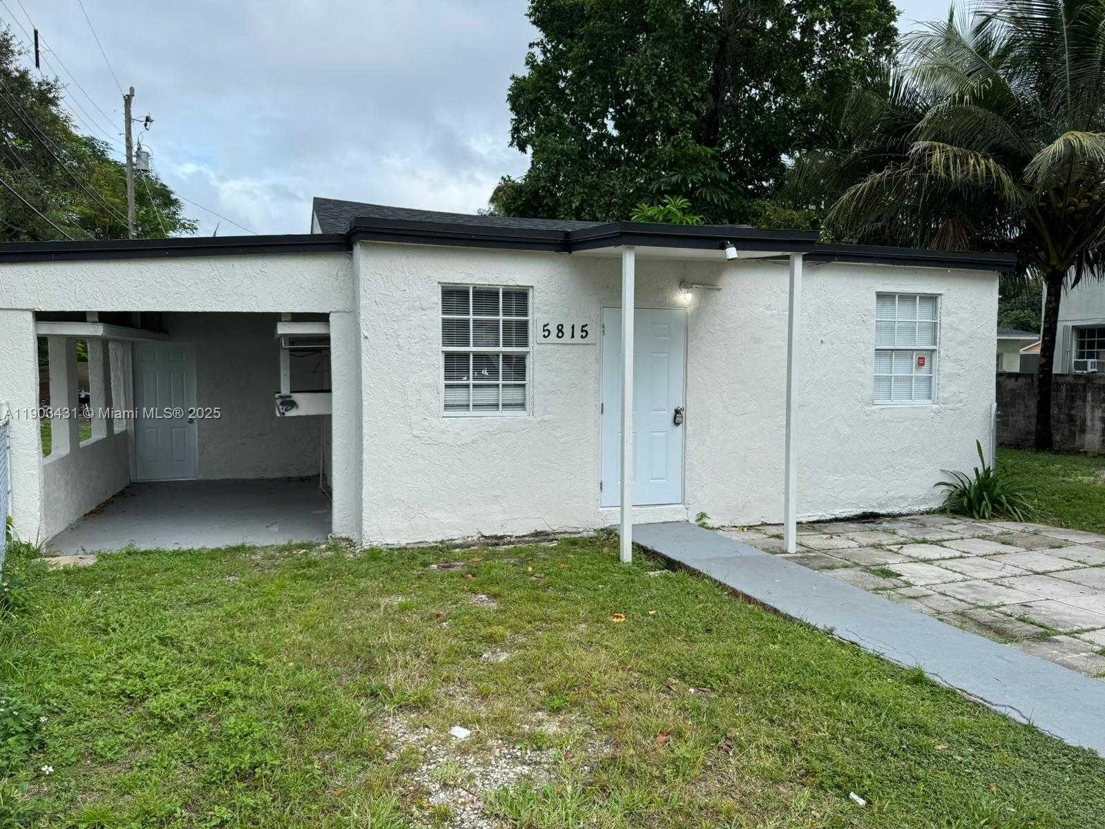 Small Image of 5815 NORTH WEST 18TH AVE #Front, Miami Number 3