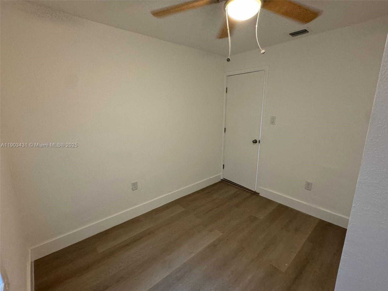 Small Image of 5815 NORTH WEST 18TH AVE #Front, Miami Number 6