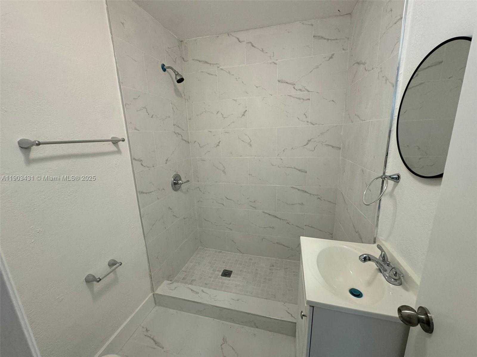 Small Image of 5815 NORTH WEST 18TH AVE #Front, Miami Number 7