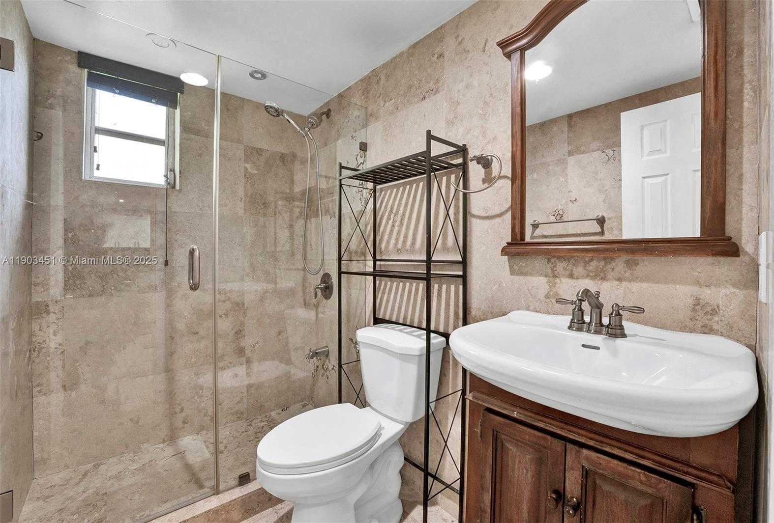 Small Image of 12193 SOUTH WEST 82ND AVE, Pinecrest Number 14