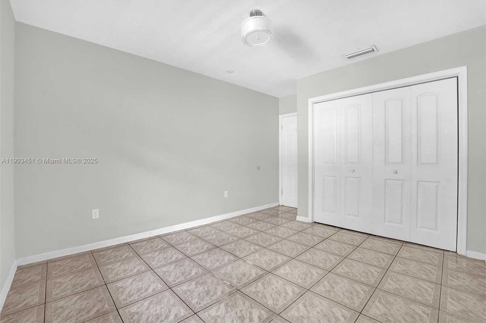 Small Image of 12193 SOUTH WEST 82ND AVE, Pinecrest Number 28