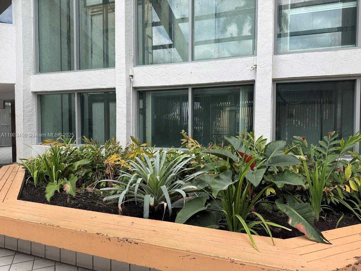 Small Image of 11790 SOUTH WEST 18TH ST #107-3, Miami Number 24