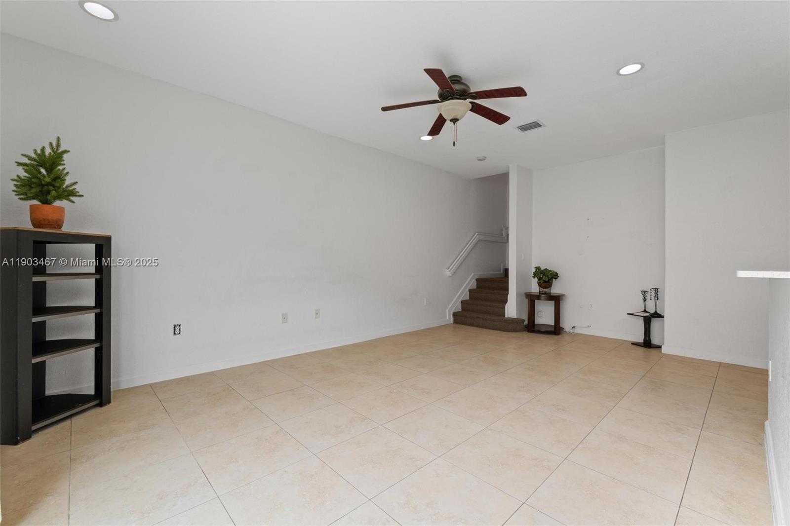 Small Image of 8394 NORTH WEST 113TH PATH, Doral Number 11