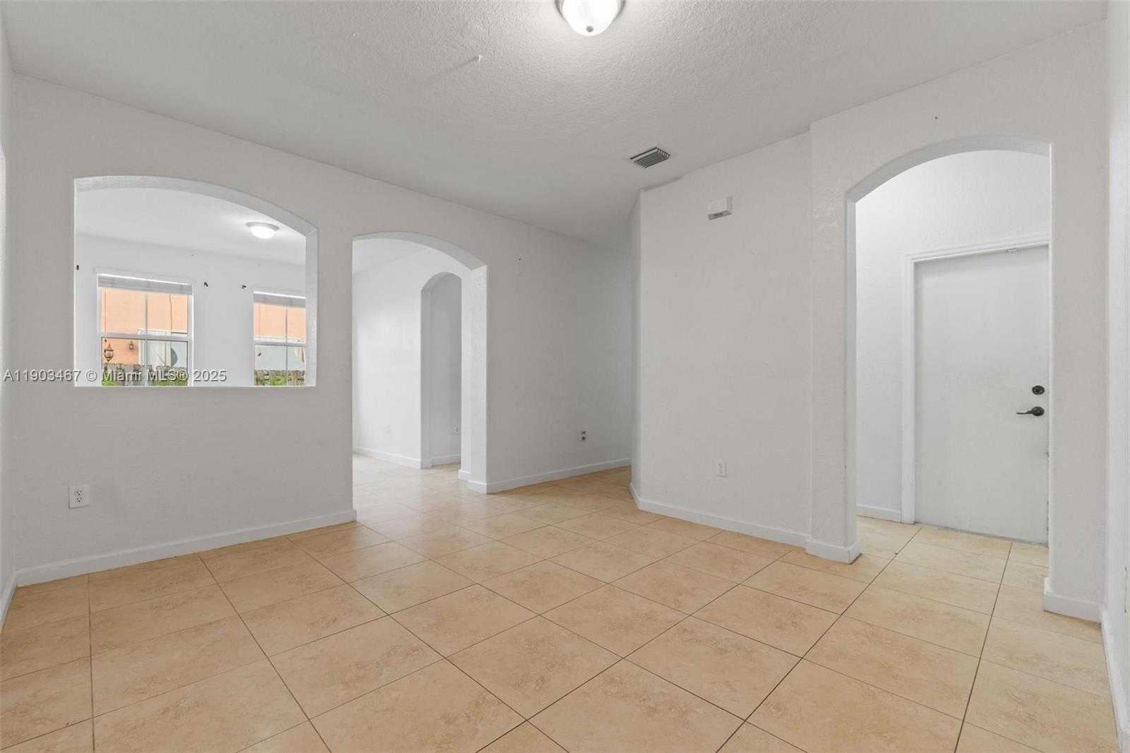 Small Image of 8394 NORTH WEST 113TH PATH, Doral Number 3