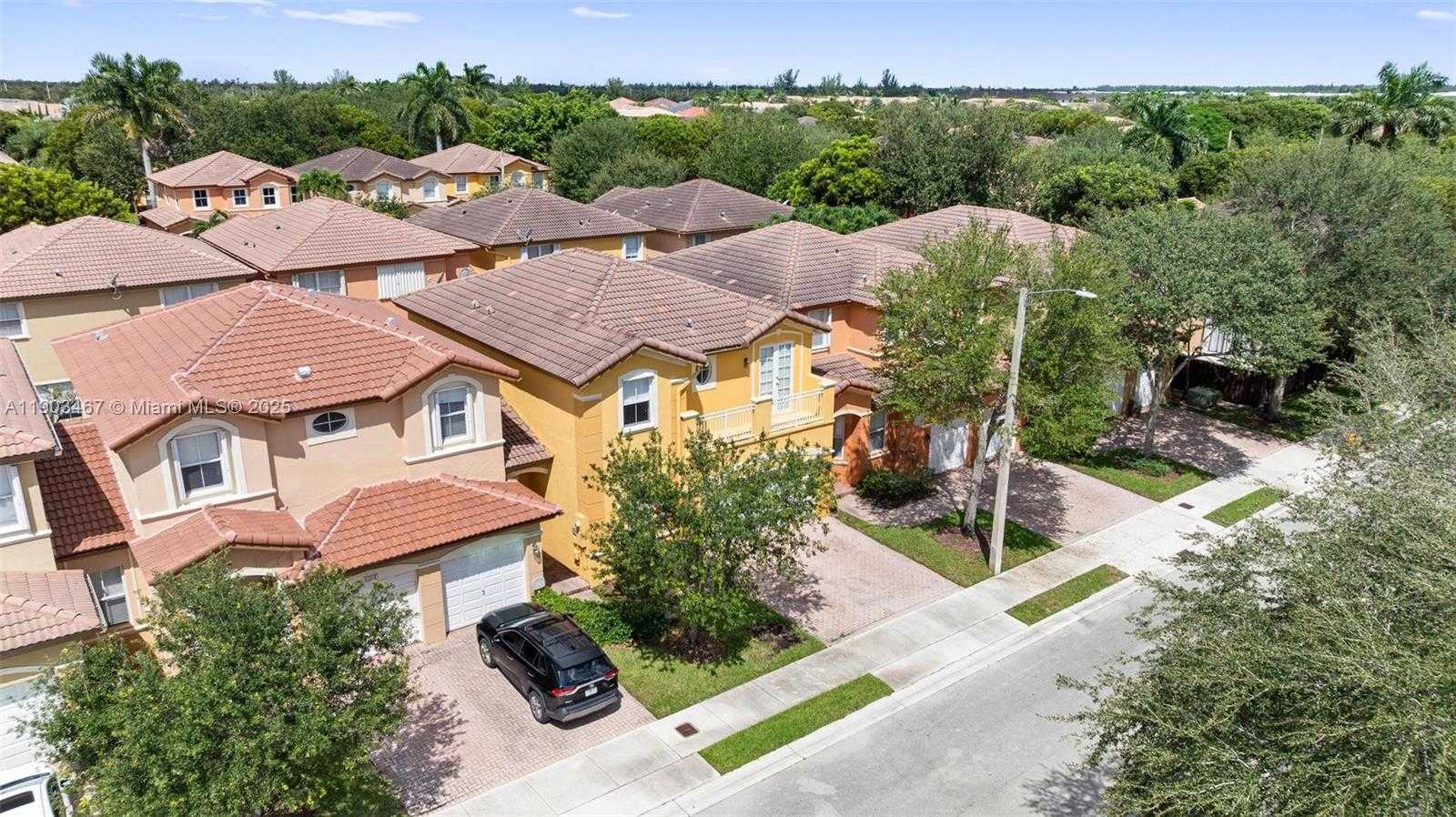 Small Image of 8394 NORTH WEST 113TH PATH, Doral Number 37