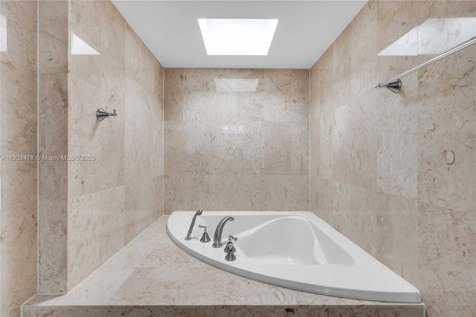 Small Image of 141 CRANDON BLVD #242, Key Biscayne Number 27