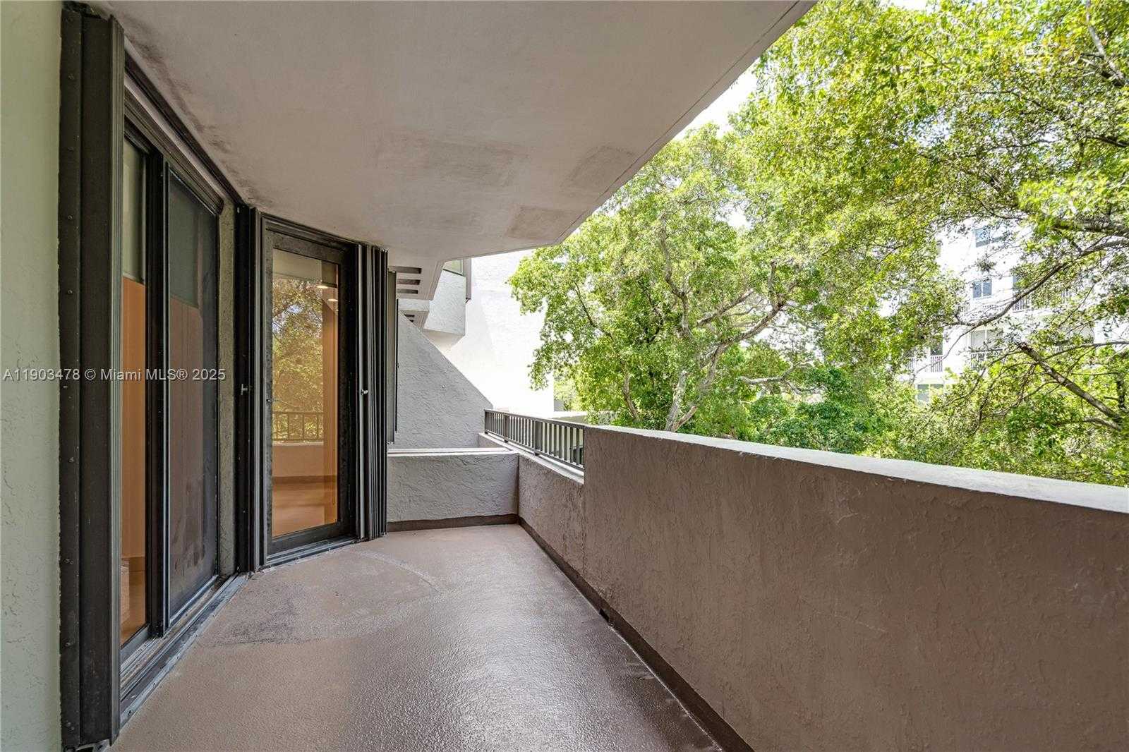 Small Image of 141 CRANDON BLVD #242, Key Biscayne Number 29