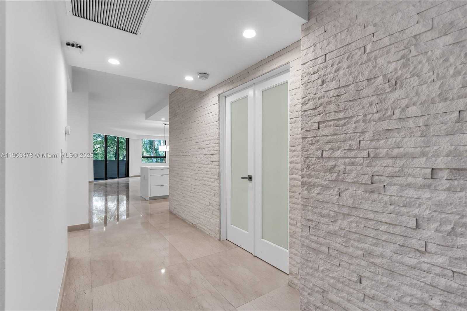 Small Image of 141 CRANDON BLVD #242, Key Biscayne Number 3