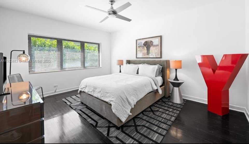 Small Image of 641 ISLAND RD, Miami Number 5