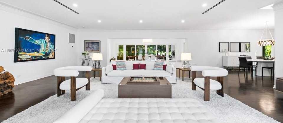 Small Image of 641 ISLAND RD, Miami Number 7