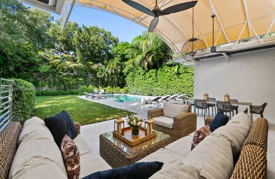 Small Image of 641 ISLAND RD, Miami Number 9