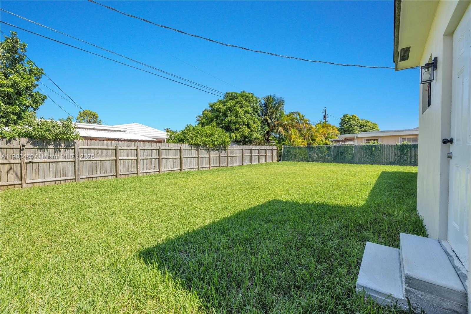 Small Image of 6021 SOUTH WEST 19TH ST, Miami Number 20