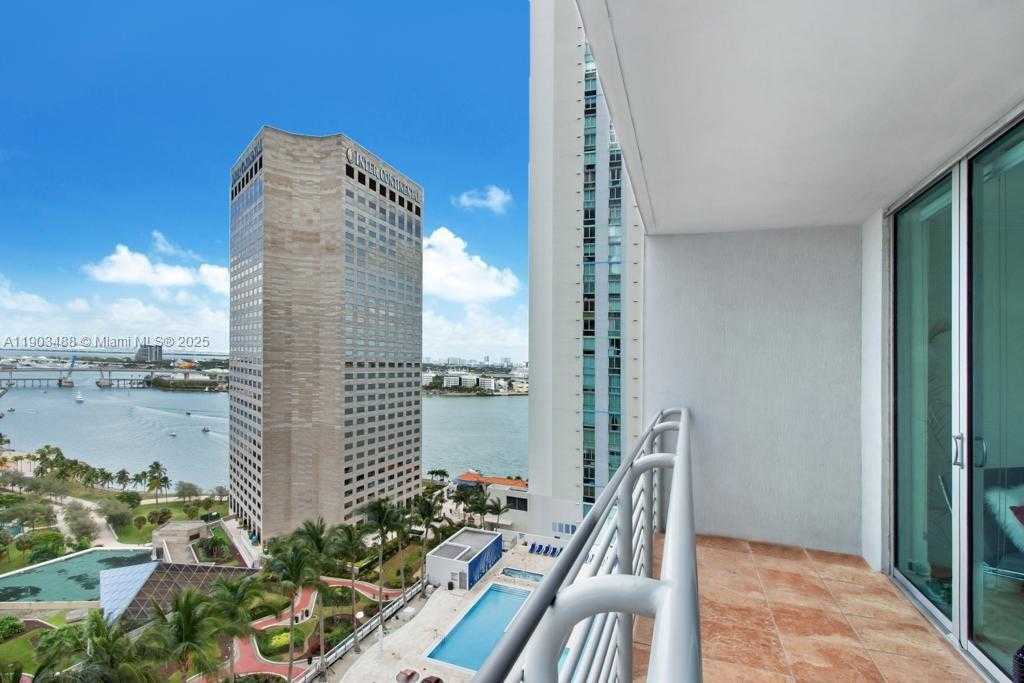 Small Image of 325 SOUTH BISCAYNE BLVD #2214, Miami Number 2