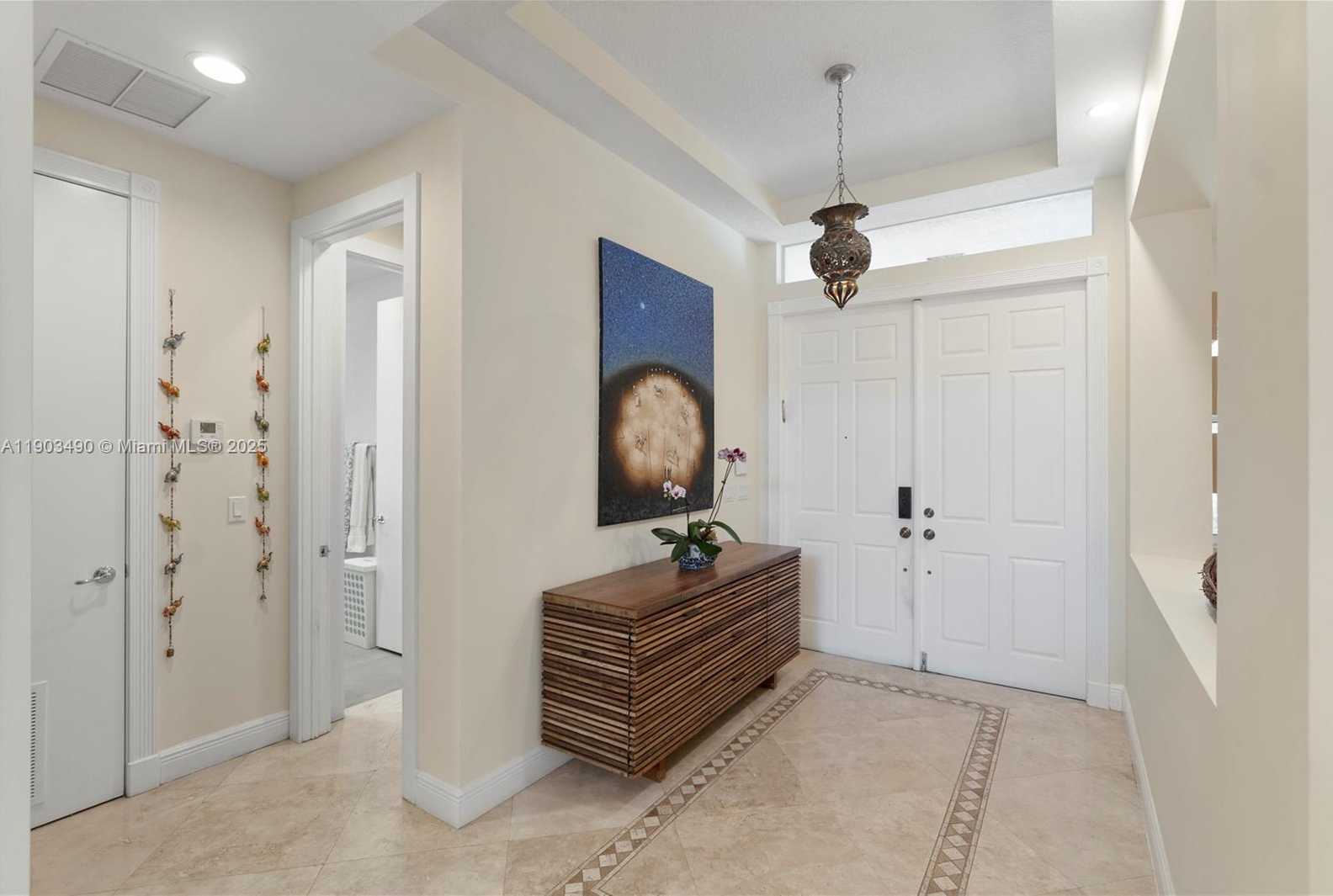 Small Image of 19542 Embassy Ct, Miami, FL 33179, USA Number 5