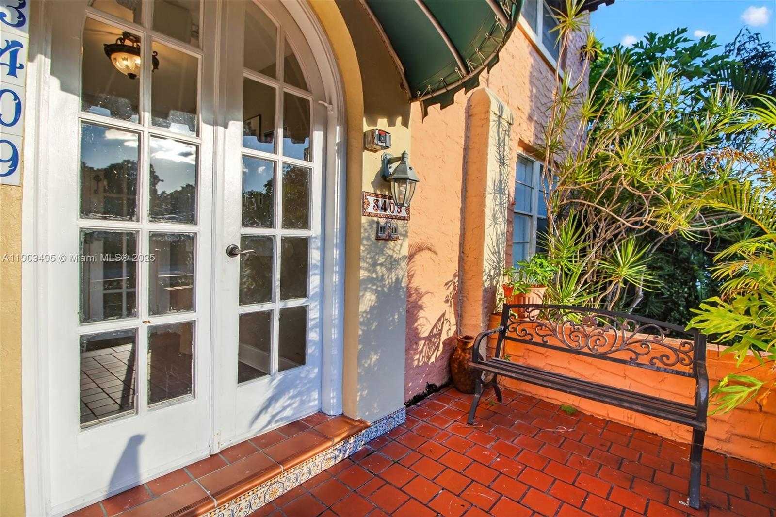 Small Image of 3409 SOUTH LE JEUNE RD #5a, Coral Gables Number 11