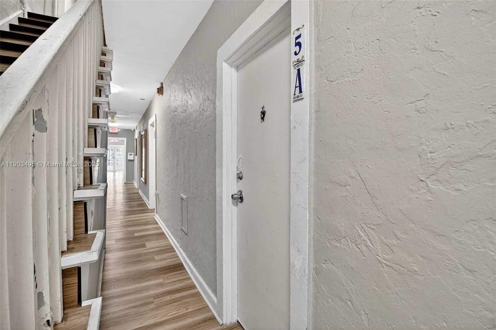 Small Image of 3409 SOUTH LE JEUNE RD #5a, Coral Gables Number 14