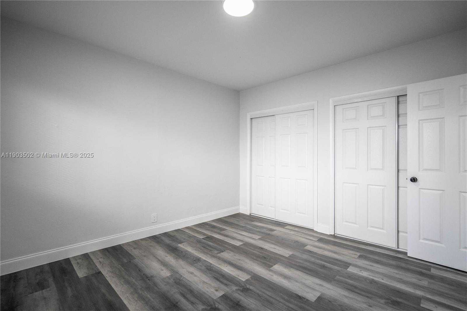 Small Image of 6871 ABBOTT AVE #4, Miami Beach Number 16