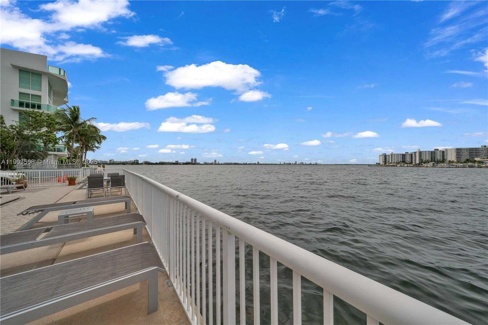 Small Image of 2016 BAY DR #505, Miami Beach Number 14