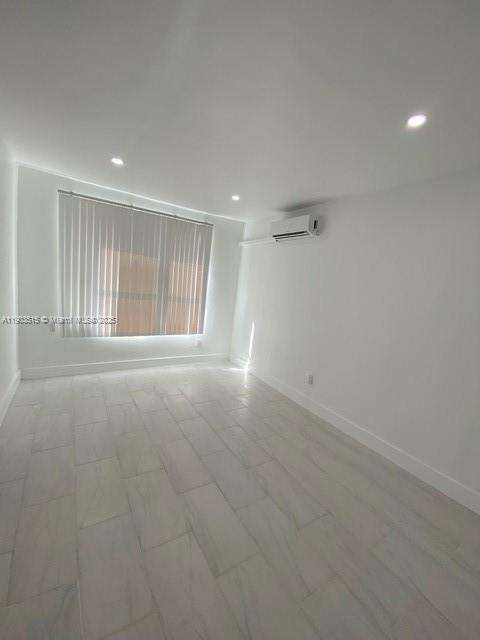 Small Image of 119 MENORES AVE #1A, Coral Gables Number 10