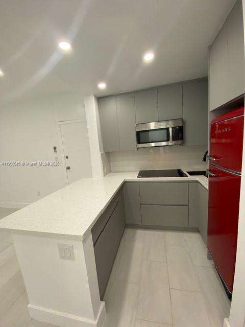 Small Image of 119 MENORES AVE #1A, Coral Gables Number 3
