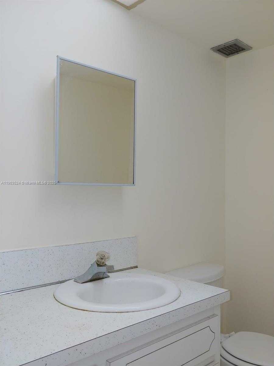 Small Image of 16710 NORTH EAST 9TH AVE #607, North Miami Beach Number 9