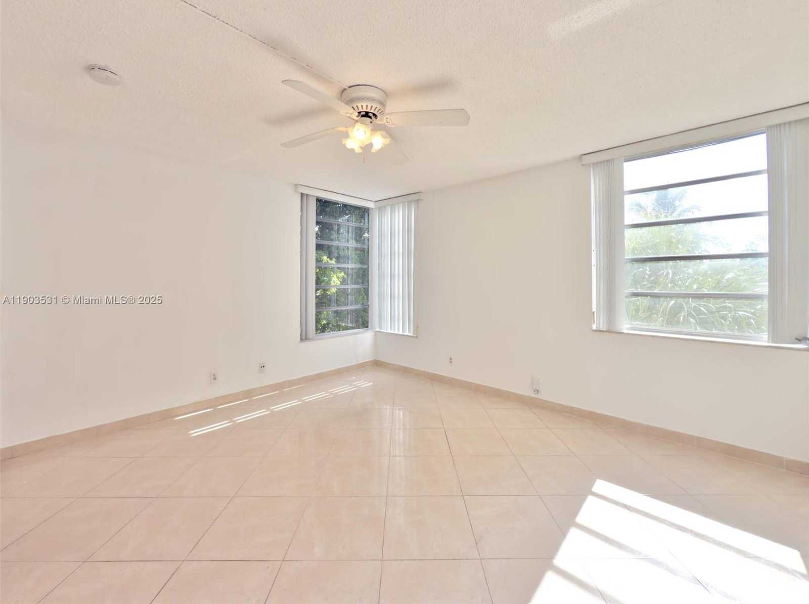 Small Image of 942 NORTH EAST 199TH ST #3B, Miami Number 3