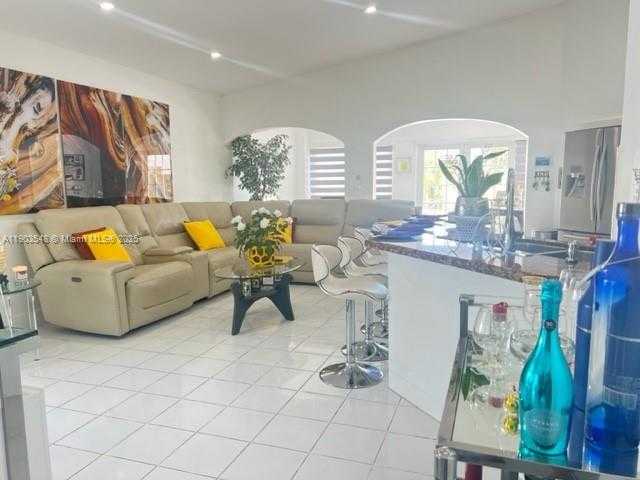Small Image of 9435 SOUTH WEST 156TH PL #9435, Miami Number 16