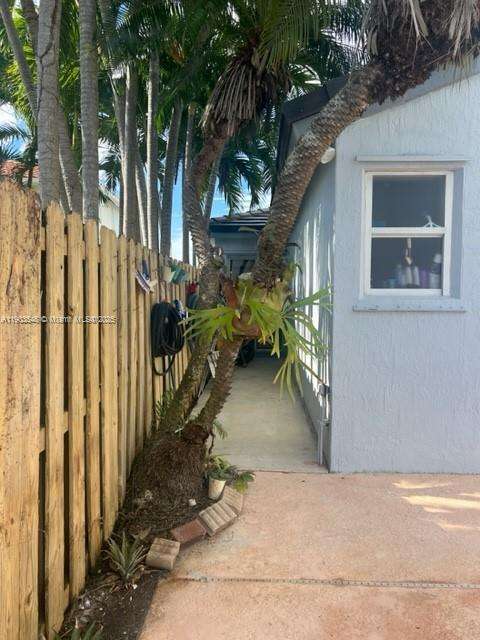 Small Image of 9435 SOUTH WEST 156TH PL #9435, Miami Number 23