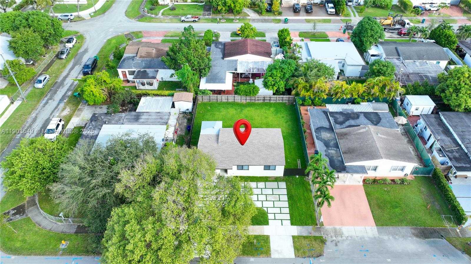 Imagen de Pequeño Objeto