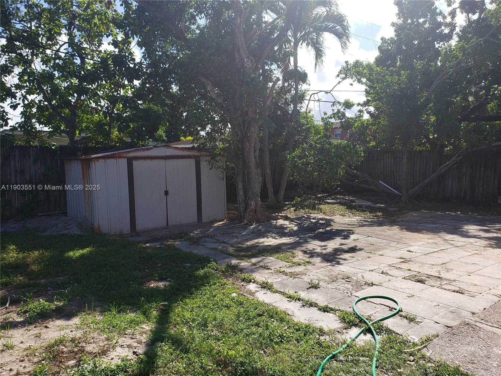 Small Image of 1370 NORTH WEST 116 TER, North Miami Number 13