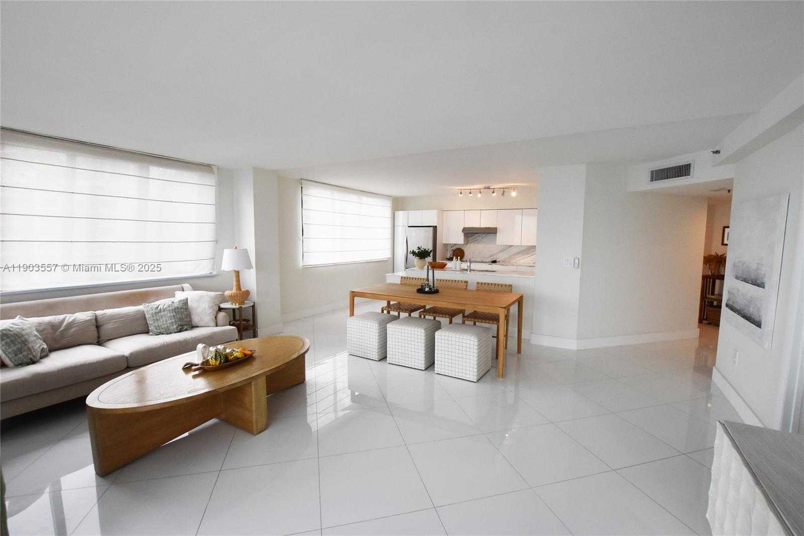 Small Image of 540 BRICKELL KEY DR #1427, Miami Number 6