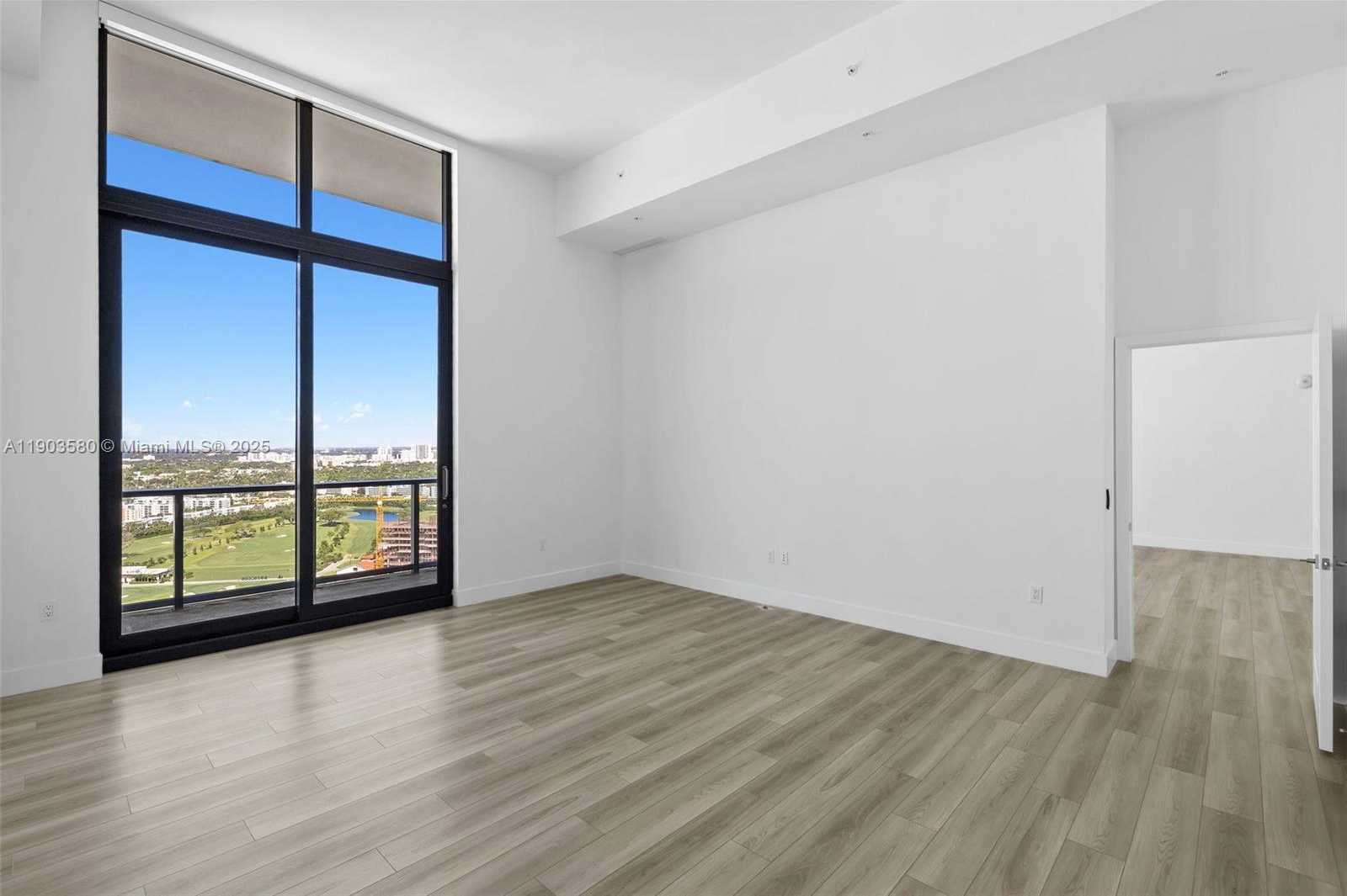 Small Image of 101 DIPLOMAT PKWY #PH05, Hallandale Beach Number 15