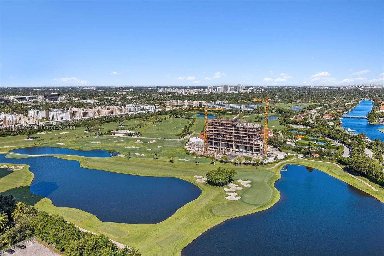 Small Image of 101 DIPLOMAT PKWY #PH05, Hallandale Beach Number 16